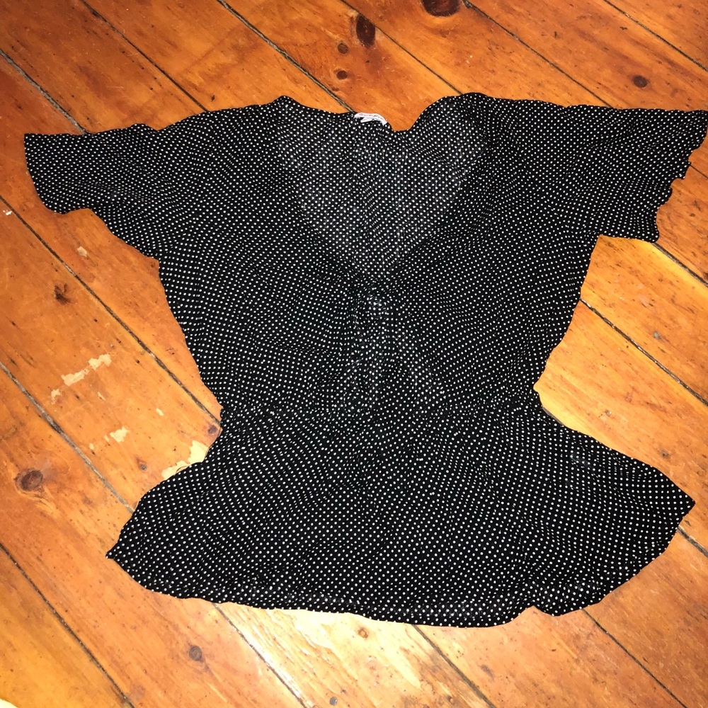 Peek-a-boo black polkadot shirt